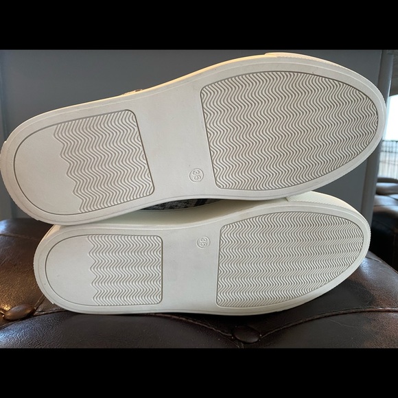 Myra Bag Leather Snakeskin Print Sneakers Size 6 NWT - Picture 7 of 9